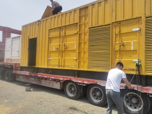 庆阳发电机出租100KW发电机需要什么规格的电缆线？