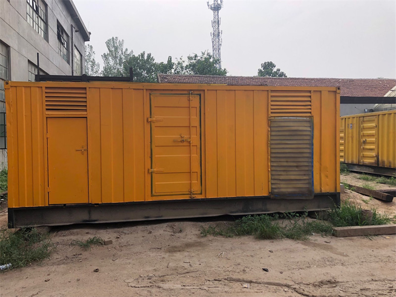 庆阳柴油发电机如何判断新机油是否已经完全充满机油滤清器？