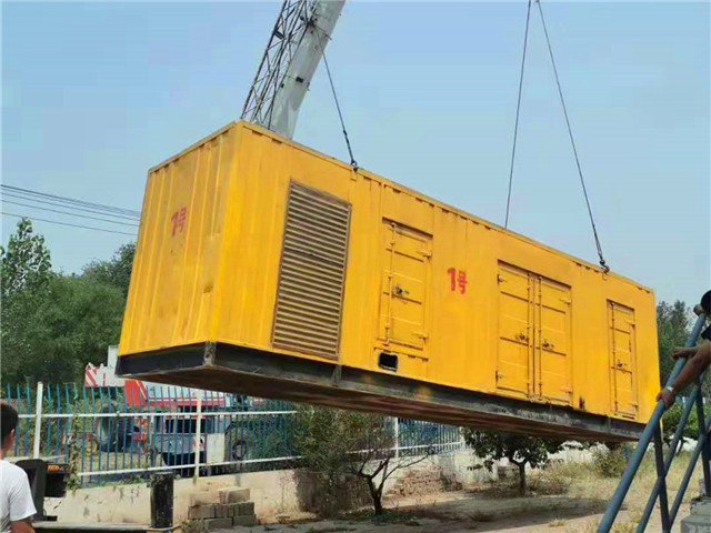 庆阳300KW柴油发电机组油耗是多少？